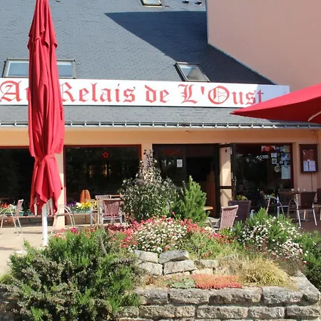 Otel Au Relais De L'oust 3*