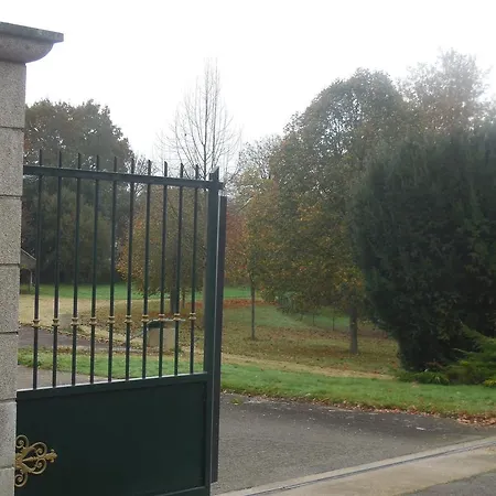 Otel Au Relais De L'oust
